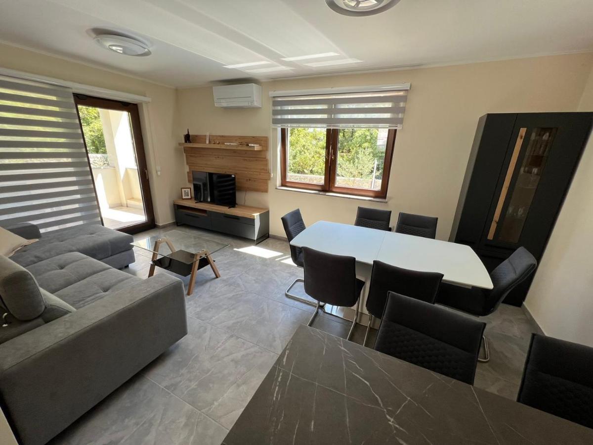 Apartman David Риека Экстерьер фото